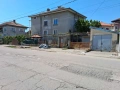 Продава имот в гр. Баня - 2 етажа от къща, снимка 1
