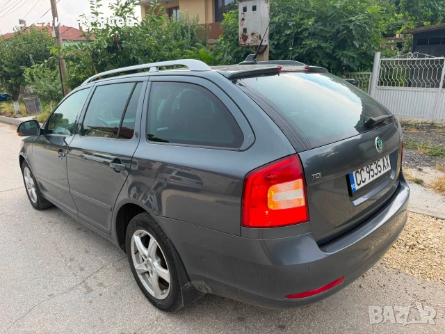 Skoda octavia 1.6 TDI 105kc -цена 7 6 0 0 евро частно лице продава   -редовни документи , задължител, снимка 4 - Автомобили и джипове - 55125465