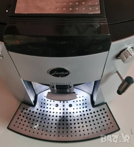 Кафеавтомат Jura Impressa F70 – Тъч управление перфектно кафе, снимка 4 - Кафемашини - 54401413