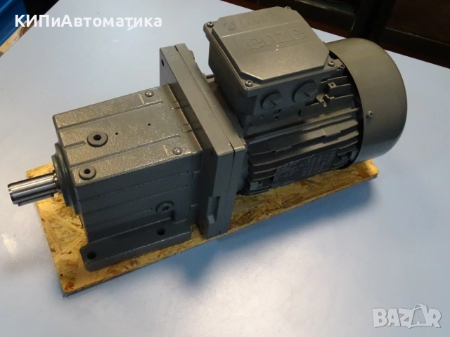 мотор редуктор Lenze GST05-2M VBR090C32 / MHEMAXX090-32C1C Gear Motor 1.5kW, снимка 4 - Резервни части за машини - 54580455