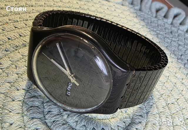 Swatch Mystery Life часовник