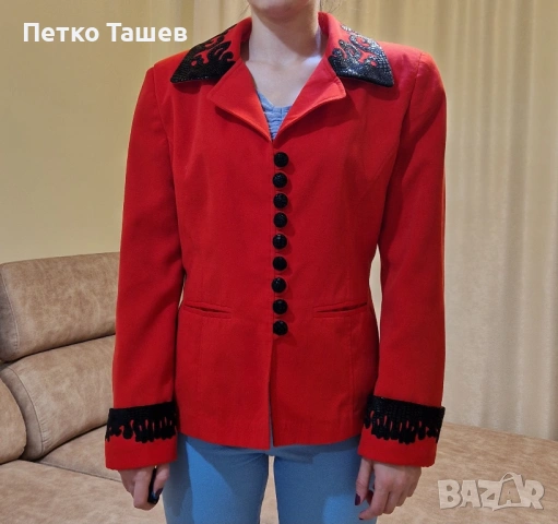 Стилно червено сако, снимка 2 - Сака - 54753951