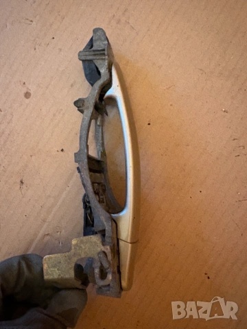 Предна  дясна дръжка за врата Шкода Супърб 1-седан/Skdoa Superb 1, снимка 3 - Части - 54549675