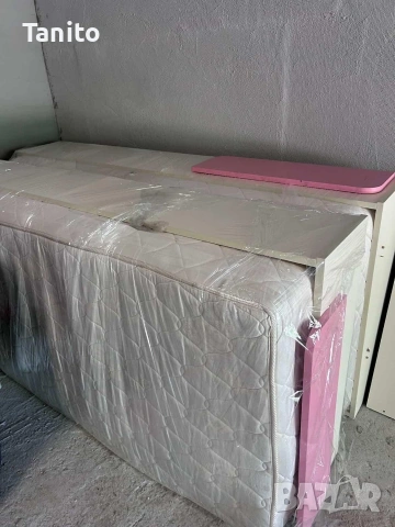 ПРОДАВАМ Две единични легла+матраци, снимка 7 - Спални и легла - 54494187