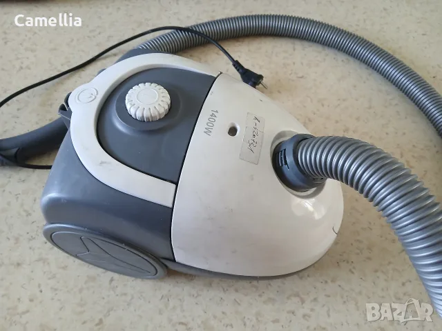 Прахосмукачка Crown 1400W