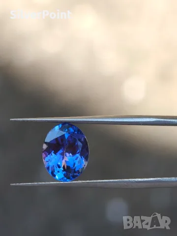 Танзанит 3.62ct чист на лупа с швейцарски сертификат , снимка 2 - Други - 55572896