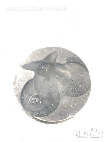 Бутало за Mercedes Mb100 2.4D (1991-1997), снимка 3 - Части - 53983622