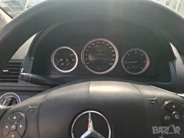 Mercedes-Benz C 220 2.2-170к.с.Face, снимка 11 - Автомобили и джипове - 54003880