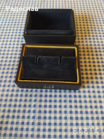 кутия за бутонели за риза Dunhill, снимка 2 - Други - 54386371