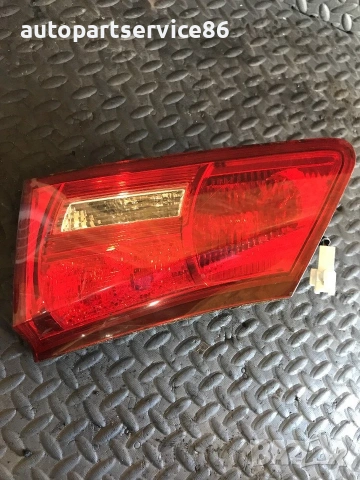 Вътрешен десен стоп за Lexus Is220 2.2 D (2003-2009)