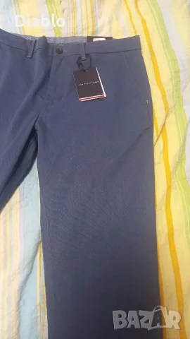 мъжки панталони Tommy Hilfiger 2 панталона 2 тениски 20 евро промоция 
