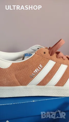 Нови Adidas ORIGINALS Gazelle 43 1/3, снимка 2 - Маратонки - 55344087