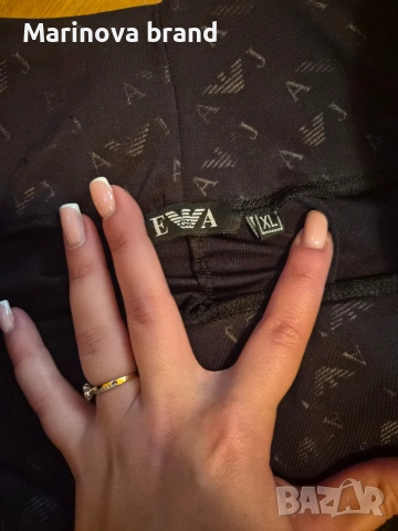 Дамски клин Emporio Armani 👌, снимка 2 - Спортни екипи - 54090576