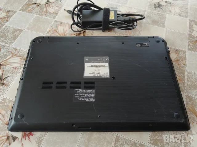 Лаптоп Toshiba Satellite L50-B, снимка 3 - Лаптопи за дома - 55704316