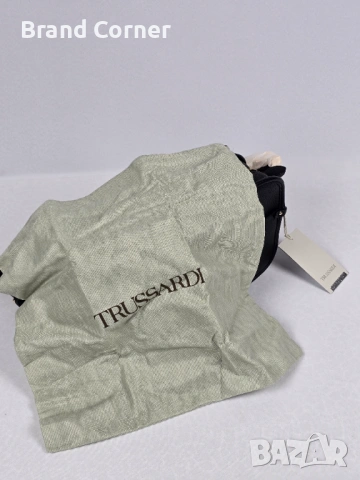 Нова дамска чанта Trussardi Ardisia Camera Bag - черна, снимка 6 - Чанти - 54409109