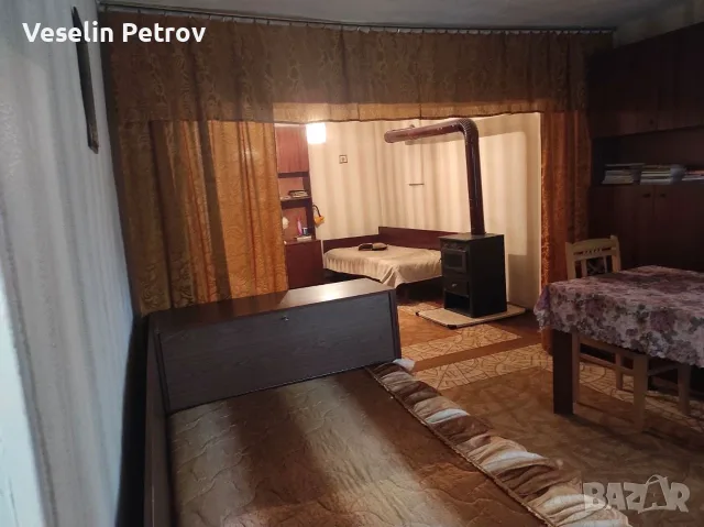 Къща с двор и два самостоятелни входа в гр. Генерал Тошево | Продава се от собственик, снимка 14 - Къщи - 55447984
