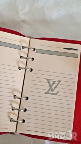 Louis Vuitton винтидж бележник, снимка 8 - Други ценни предмети - 54483007