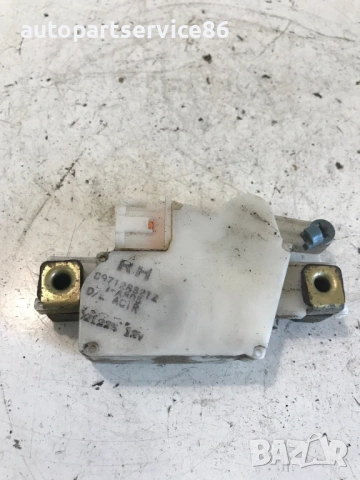 Актуатор за заключване на предна дясна врата за Isuzu Trooper (2003) 8971283212