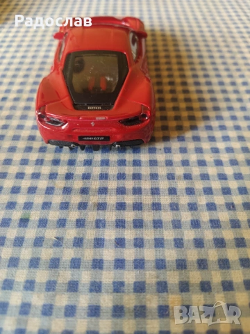 количка Burago  Ferrari 488, снимка 3 - Колекции - 54515140