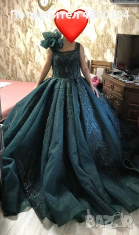 продавам луксозна рокля