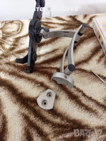 Стойка за телевизор и таблет, снимка 3 - Стойки, 3D очила, аксесоари - 54015655