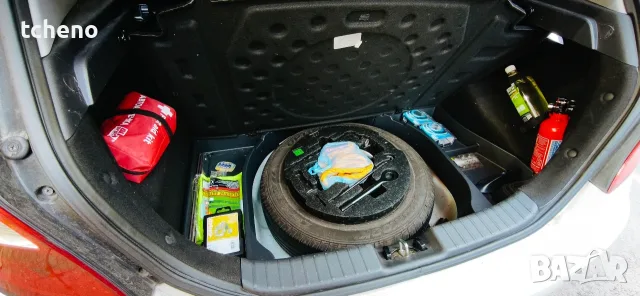 Продавам Hyundai i30, снимка 10 - Автомобили и джипове - 55679199