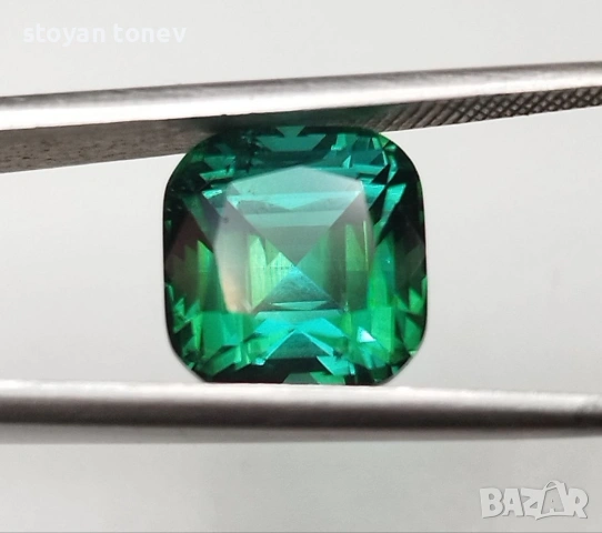 Изключителен 4,35 карата Bi-Color Indicolite Турмалин от Афганистан – Неонов цвят като Paraiba! , снимка 8 - Други - 54898928