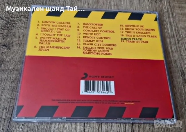 Компакт Дискове - Рок - Метъл: The Clash – The Singles, снимка 2 - CD дискове - 55693611