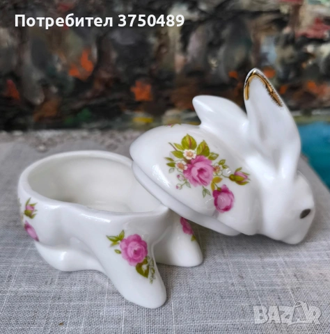 Кутийка за бижута , снимка 3 - Антикварни и старинни предмети - 55243944