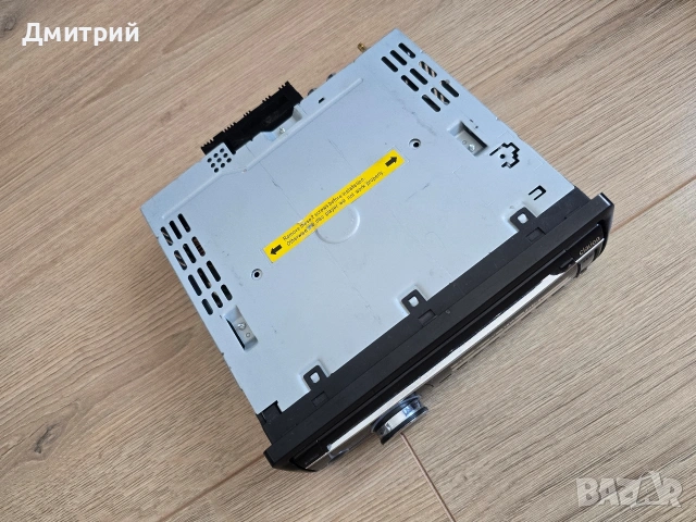 CD плейър Clarion CZ505E, снимка 3 - Аксесоари и консумативи - 55240733