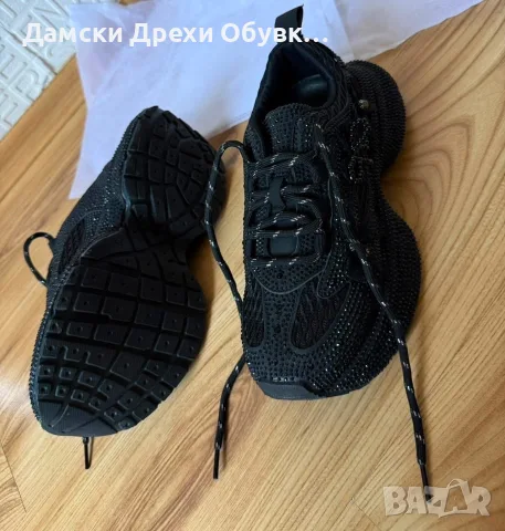 Дамски маратонки с камъчета по модел на Balenciaga 