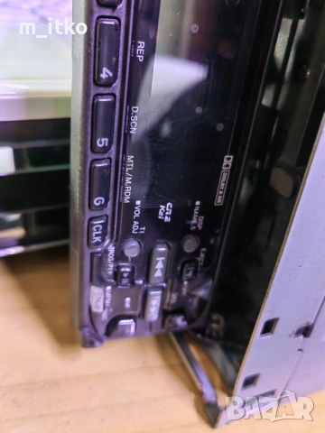 Kenwood KRC-877R, снимка 2 - Радиокасетофони, транзистори - 54156524