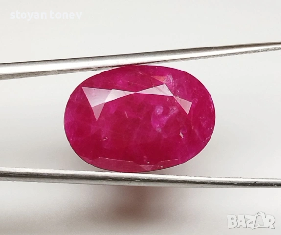 РЯДКО СЪКРОВИЩЕ – 10.54 карата ярък Hot Pinkish Red рубин от Мозамбик!