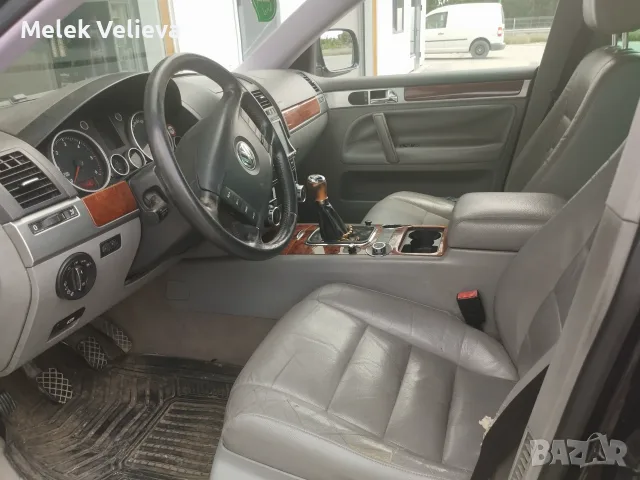 Продавам VW Touareg/ Черен, снимка 5 - Автомобили и джипове - 55646092