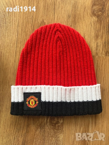 Зимна шапка Manchester United 