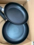 Комплект тигани Amazon Basics - 24 см и 28 см, снимка 7