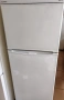 Indesit хладилник с горна камера , снимка 2