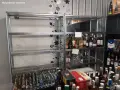 Алуминиеви стелажи със стъклени рафтове и огледала, снимка 1