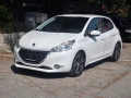 Peugeot 208 , 2014г. Газ / Бензин 1.4i Климатик, снимка 1