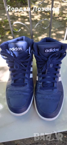 Обувки Adidas