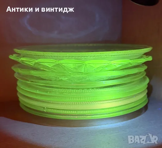 Ретро лот стъклени чинийки / розетки – 8 бр. (Винтидж и антик пресовано стъкло)