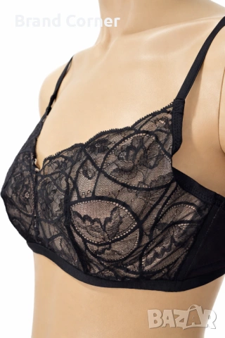Оригинален сутиен Hunkemöller 85C с нежна дантела, снимка 2 - Бельо - 54552387