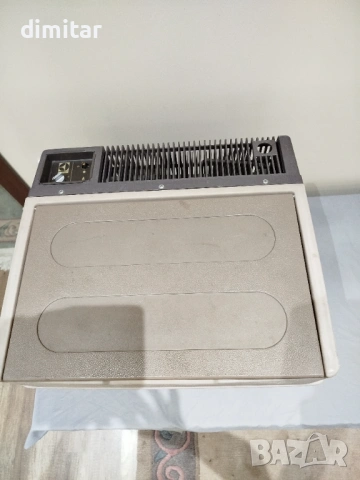 Къмпинг хладилник ELECTORLUX 12 V /220 V/ GAZ , снимка 9 - Хладилни чанти - 54685834