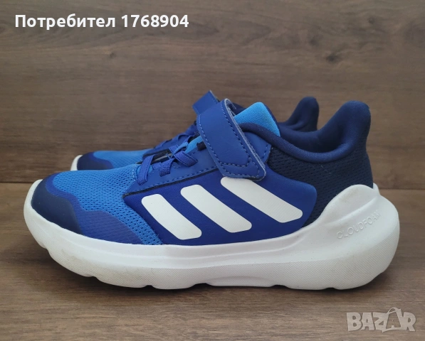 Детски маратонки Adidas-30номер, снимка 2 - Детски маратонки - 54759190