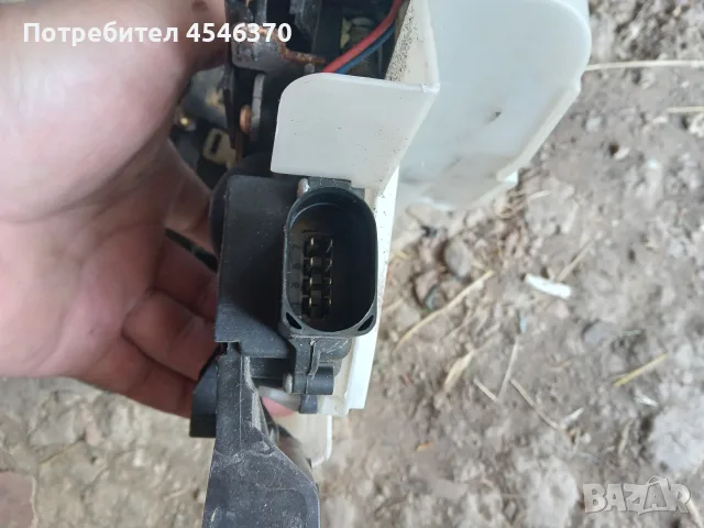 брави предни врати за Пасат 5 1.9 дизел 101 к.с 2002г 10 е бр комби, снимка 2 - Части - 55593798