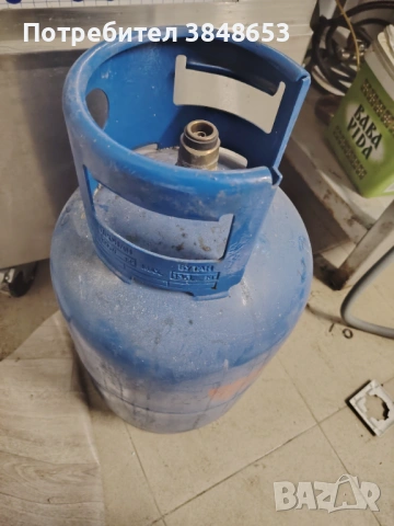 Газови бутилки - 2бр. 