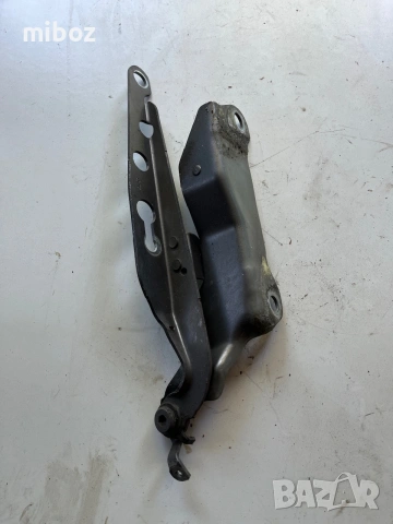 Панта панти преден капак Волво Volvo XC90 2010, снимка 2 - Части - 55083070