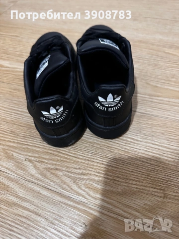 Дамски маратонки Адидас, снимка 3 - Маратонки - 54330662