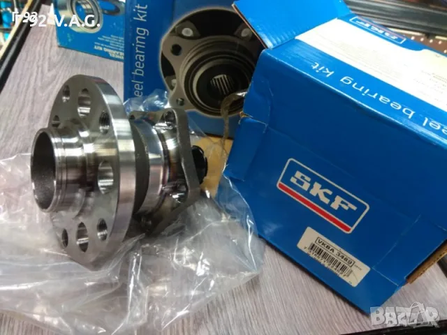 VKBA3489**NEU**SKF**AUDI**VW**SKODA**Комплект лагер на колелото заден (с главина)** 
