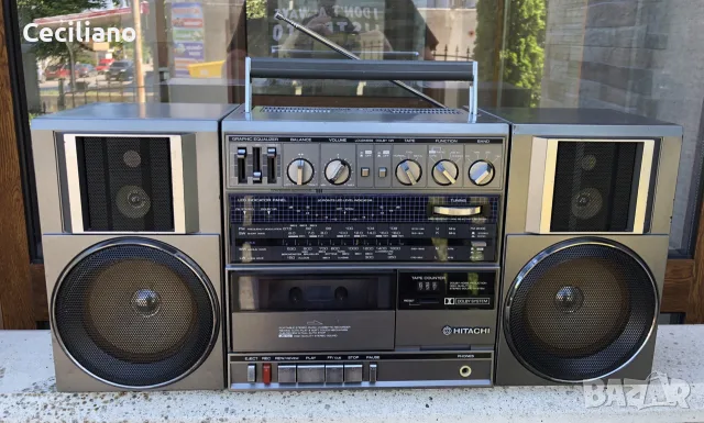 радиокасетофон HITACHI TRK 9100E